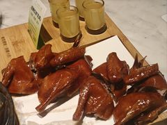 玻璃靓乳鸽-汤城小厨•粤菜•靓汤(西直门凯德MALL店)