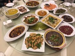 -月圆霖特色农家乐