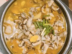 鸡汁菌菇味牛蛙锅-蛙小侠(珠海华发商都店)