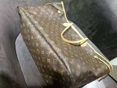 -IRENCE伊琳丝奢侈品皮具护理(二手鉴定世界广场店)