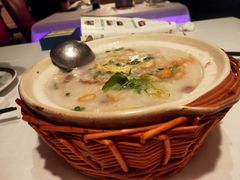 荔湾艇仔粥-翡翠小城·海鲜豆捞·广式点心(老佛爷店)
