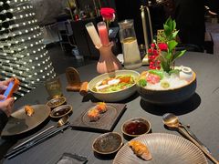 -蟹犇前•帝王蟹雪蟹(陆家嘴店)