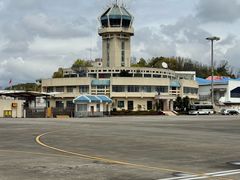 -张家界荷花国际机场