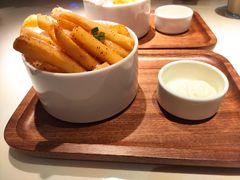 -阿妮叶李(光谷世界城店)