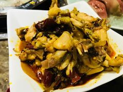 -佬土鹅肠火锅(中建大观店)