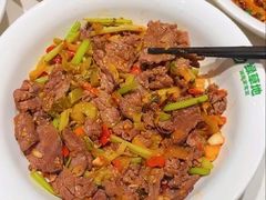 -绿草地·湘菜(7mall店)