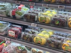 -七鲜超市(瑞虹天地太阳宫店)