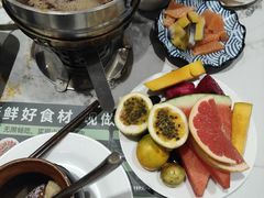 -金马门国际美食百汇(珞喻路店)