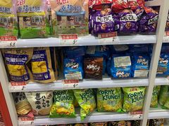 零售区-好特卖HotMaxx(杭州滨江宝龙城店)