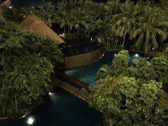 -三亚湾海居铂尔曼度假酒店