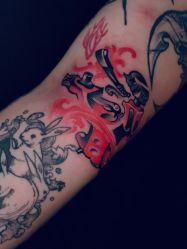 -怪咖纹身刺青