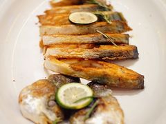 青胡椒香煎海南黄尾仓-闻见中国海南菜(K11店)