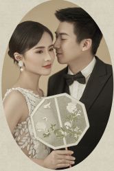 -雪中彩影婚纱摄影·微光艺术中心