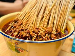 -拈签一笑黄牛肉辣卤串串