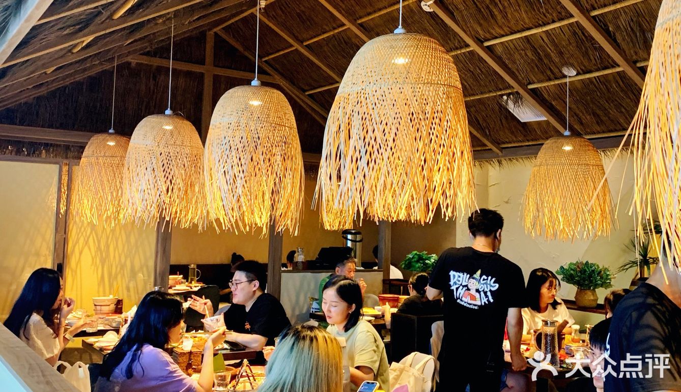 泰妃殿在中山公园开新店了，造福长宁[吐]