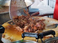 -Kha Mu Charoensang(Silom)