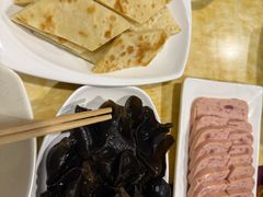 -彭记铁锅肥肠(东四总店)