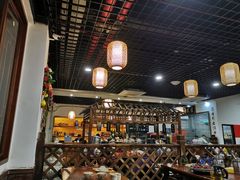 -黄桷树曹家私房菜(江与城店)