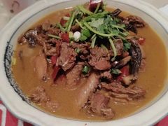 -吴记酱骨炖菜馆(西大直街店)