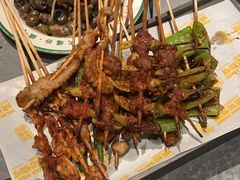 -威记烧嘢·南宁烧烤·超级生牛(绿地店)