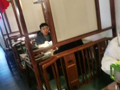 -卢大鲜鱼头捞饭(美利广场店)