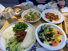 -关东小磨东北菜(上海长风大悦城店)