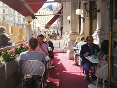 街边桌-Cafe Sacher(WIEN)