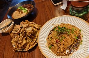 Fruit-Infused Emperor Qianlong Cabbage