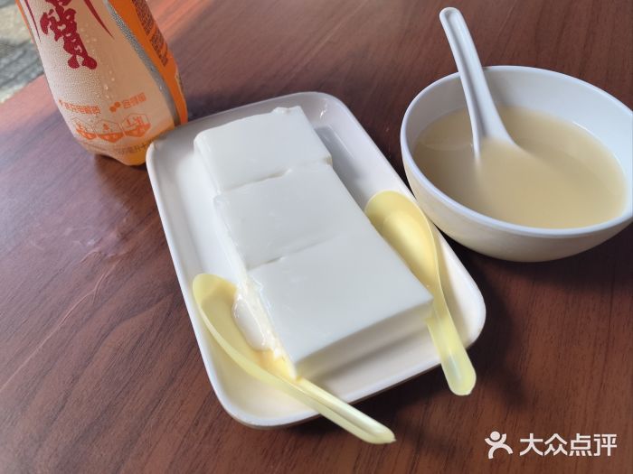 凌记(泮塘路店)椰子冻糕图片