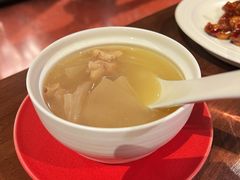 酸萝卜老鸭汤-肆海小川菜酒馆Wine Bistro (青年路店)