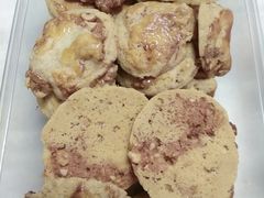鸡仔饼-赞记龙凤礼饼(广州市二宫向群宾馆店)