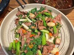 -云海肴·汽锅鸡·云南菜(天山百盛优客店)