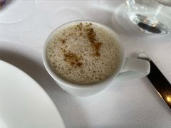 卡布奇诺蘑菇汤-AZUR聚(香格里拉饭店)