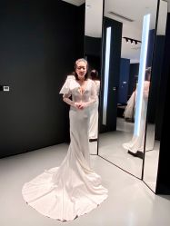 -Vera Wang婚纱礼服旗舰店