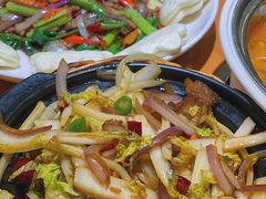 砂锅娃娃菜-龙梅肥肠鱼(明瓦廊店)
