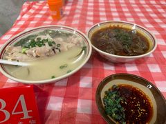 -老方桌烂蹄花川菜馆(九龙坡店)