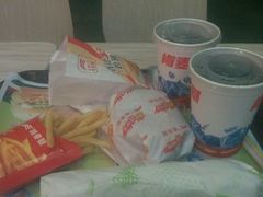 -风致肯麦基(忠信店)