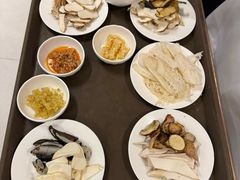 -天宜隆蘑菇宴火锅(石景山旗舰店)