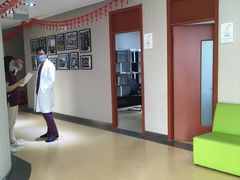 -赫尔森口腔·牙齿种植修复