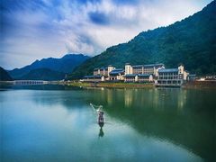 -宝晶宫旅游景区