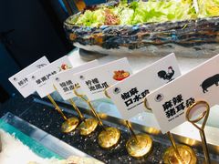 -钱小奴创意自助餐厅·山野黑猪肉畅吃(苏州昆山招商花园城店)
