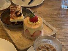 -Common Table · Brunch & Coffee