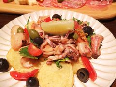 蒜香鱿鱼-Brut Eatery悦璞食堂(建国东路店)