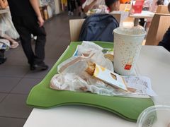 -麦当劳(假日广场店)