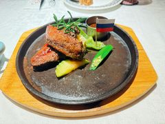 黑椒朗姆厚牛排-俄士厨房(环球港店)