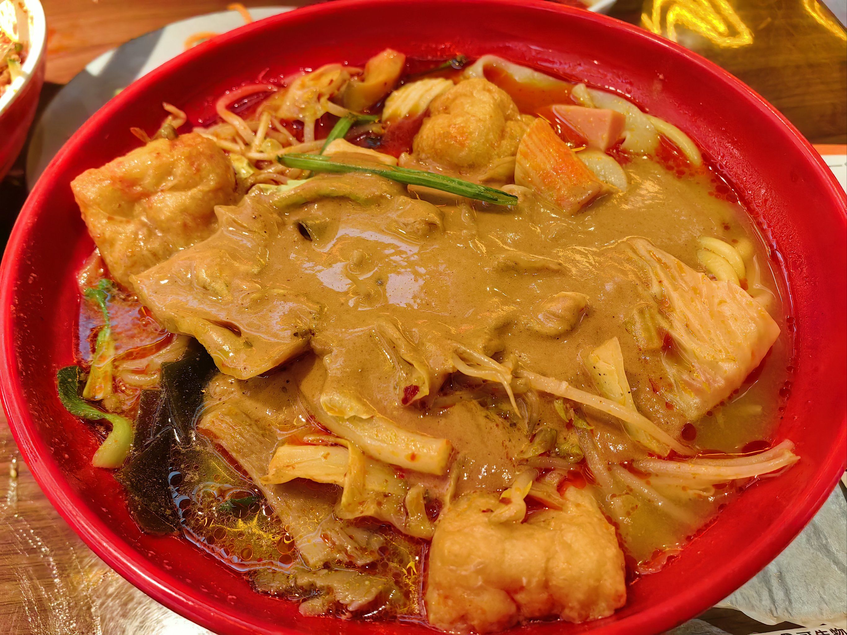 麻酱和土豆泥盖在麻辣烫上,香迷糊了!