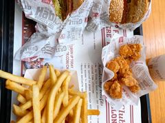 -The Habit Burger Grill 哈比特汉堡(复兴soho店)