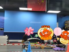 -八爪矩阵极限运动馆·儿童平衡车·感统训练(南海子公园校区)