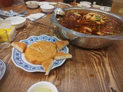 -乡土特色.冷锅鱼.牦牛肉汤锅