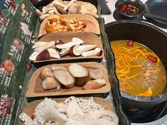 -芸山季·云南山珍菌火锅(人民广场来福士店)